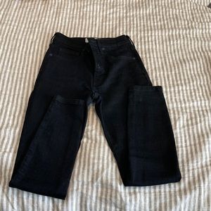 Everlane high rise skinny jeans. 26 ankle